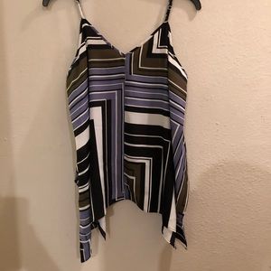 Asymmetrical hem top